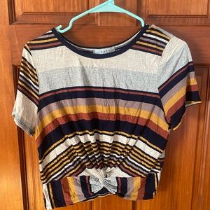 Crop top size large